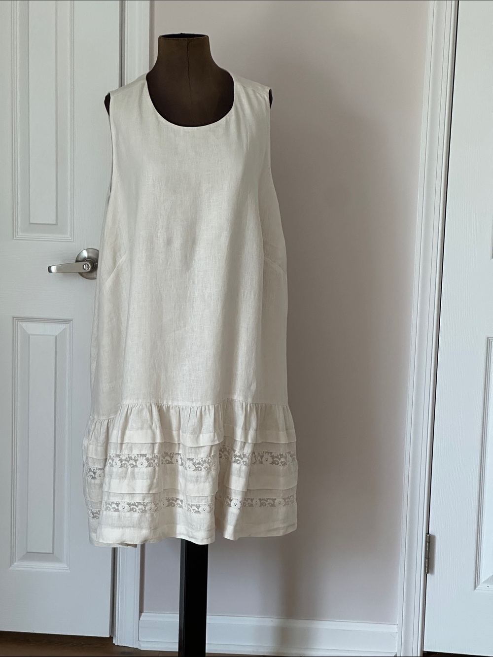 New with tag J.Crew Sleeveless Ruffle Hem Lined Dress size 3X.